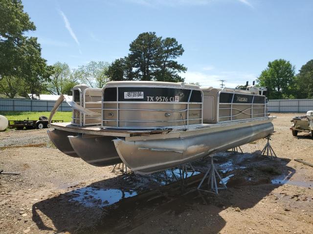 FRU29776G415 - 2015 XCUR PONTOON TWO TONE photo 2