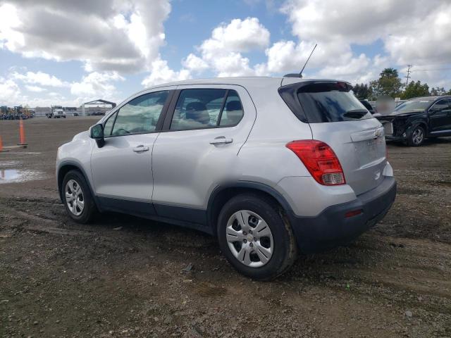 KL7CJKSB1GB762236 - 2016 CHEVROLET TRAX LS SILVER photo 2