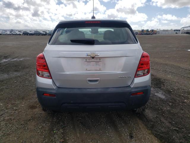 KL7CJKSB1GB762236 - 2016 CHEVROLET TRAX LS SILVER photo 6