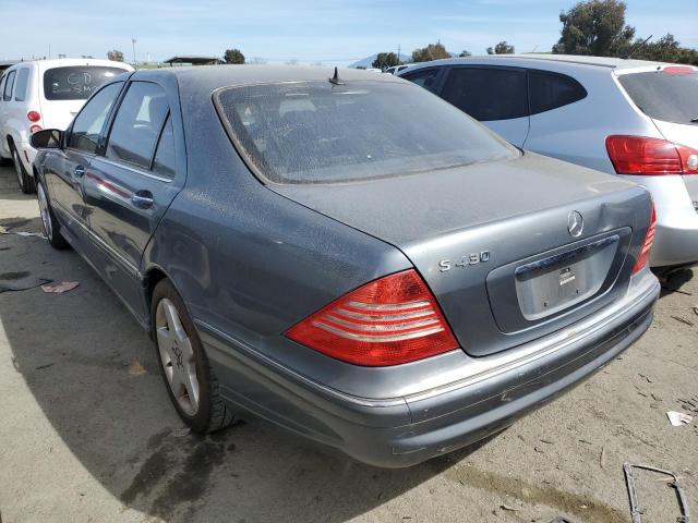 WDBNG70J05A456423 - 2005 MERCEDES-BENZ S 430 GRAY photo 2