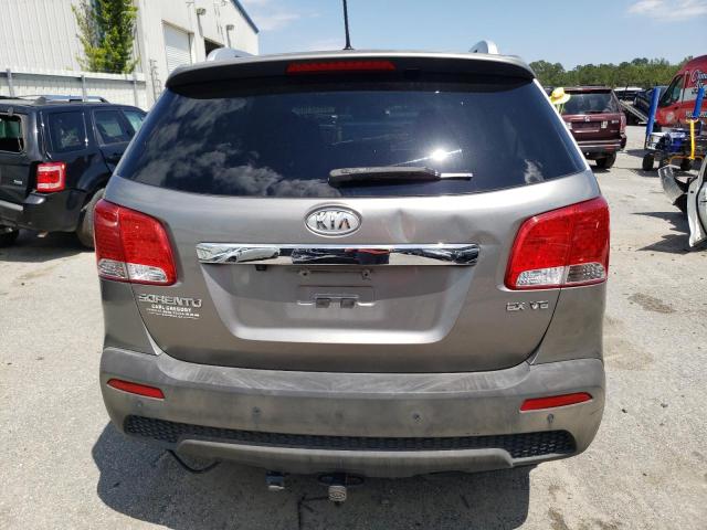 5XYKUDA20DG412987 - 2012 KIA SORENTO EX GRAY photo 6