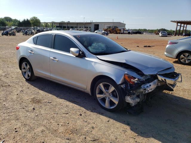 19VDE1F36FE002354 - 2015 ACURA ILX 20 SILVER photo 4