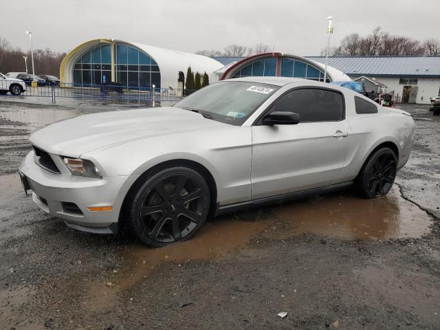 1ZVBP8AM3C5276794 - 2012 FORD MUSTANG SILVER photo 1