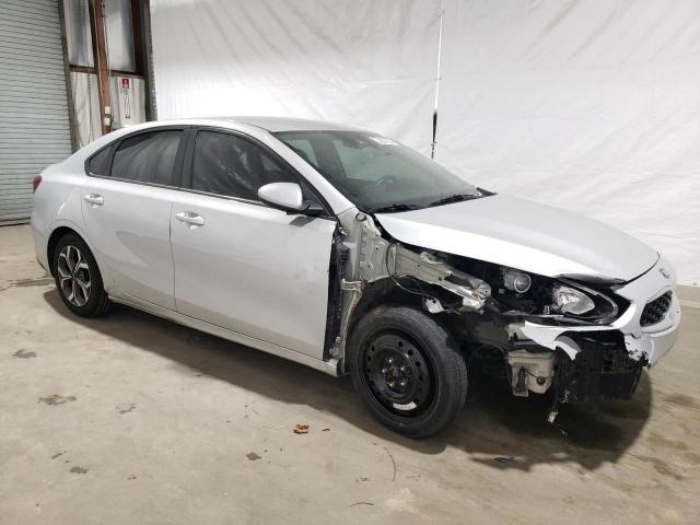 3KPF24AD9LE142422 - 2020 KIA FORTE FE SILVER photo 4