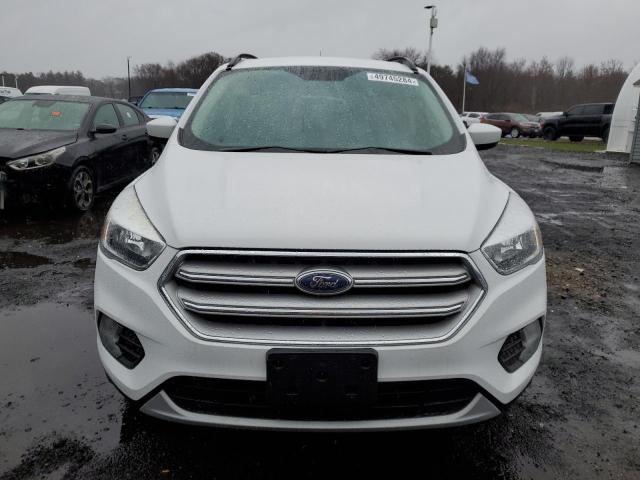 1FMCU9GD6JUC88174 - 2018 FORD ESCAPE SE WHITE photo 5