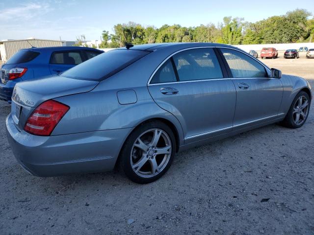 WDDNG9EB8DA524602 - 2013 MERCEDES-BENZ S 550 4MATIC SILVER photo 3