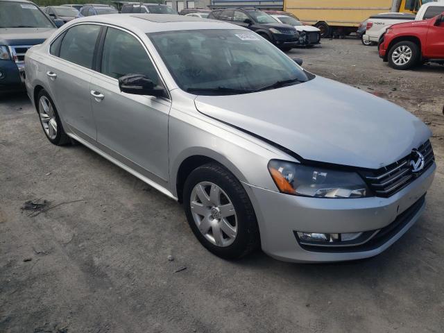 1VWBN7A37EC080833 - 2014 VOLKSWAGEN PASSAT SE 银色 照片 4