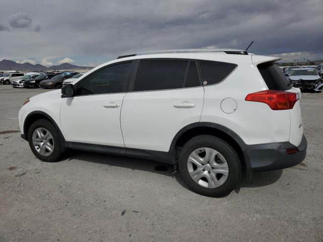 2T3BFREV5FW231139 - 2015 TOYOTA RAV4 LE WHITE photo 2