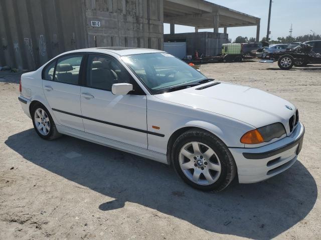 WBAAM3340YFP82427 - 2000 BMW 323 I WHITE photo 4