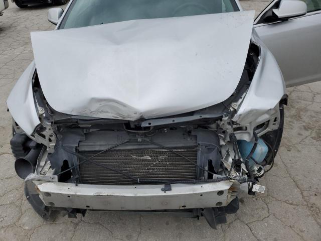 1G1ZC5EB3AF183228 - 2010 CHEVROLET MALIBU 1LT 银色 照片 11