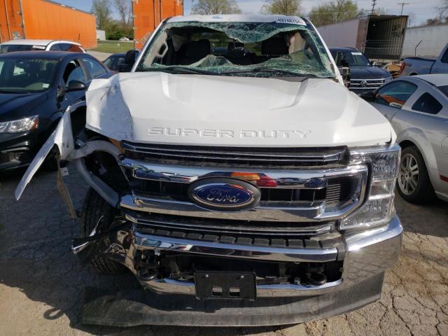 1FT7W2B64NEG35694 - 2022 FORD F250 SUPER DUTY WHITE photo 5