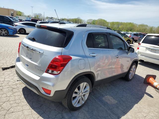 3GNCJMSB4KL404979 - 2019 CHEVROLET TRAX PREMIER SILVER photo 3