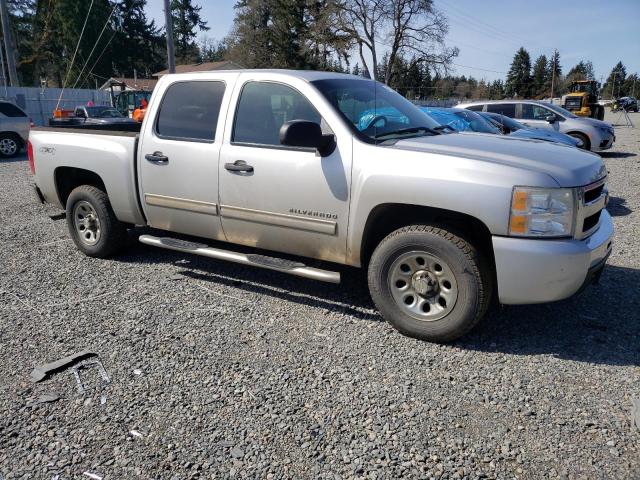 3GCPKREA8BG128547 - 2011 CHEVROLET silverado K1500 LS SILVER photo 4