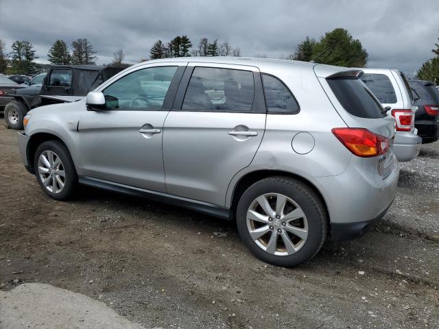 4A4AR3AU6FE053125 - 2015 MITSUBISHI OUTLANDER ES SILVER photo 2