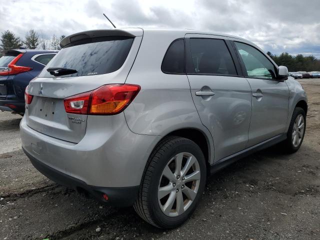 4A4AR3AU6FE053125 - 2015 MITSUBISHI OUTLANDER ES SILVER photo 3