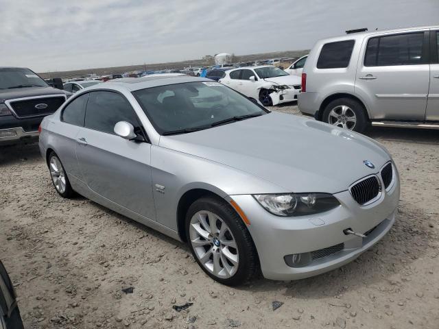 WBAWC73559E270047 - 2009 BMW 335 XI SILVER photo 4