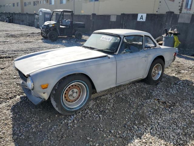 1976 TRIUMPH CAR TR6, null