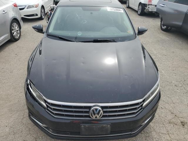 1VWBT7A34HC047444 - 2017 VOLKSWAGEN PASSAT SE BLACK photo 5