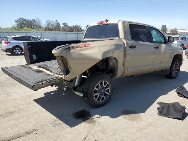 5TFDY5F10LX878126 - 2020 TOYOTA TUNDRA CREWMAX SR5 CREAM photo 3