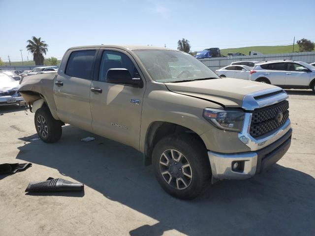 5TFDY5F10LX878126 - 2020 TOYOTA TUNDRA CREWMAX SR5 CREAM photo 4