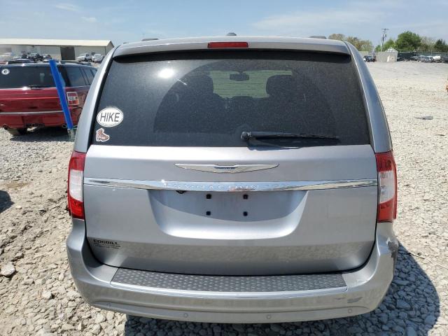 2C4RC1CG1DR708797 - 2013 CHRYSLER TOWN & COU TOURING L SILVER photo 6