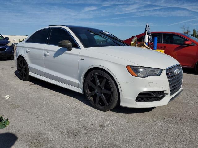 WAUFFGFF3F1134000 - 2015 AUDI S3 PRESTIGE WHITE photo 4