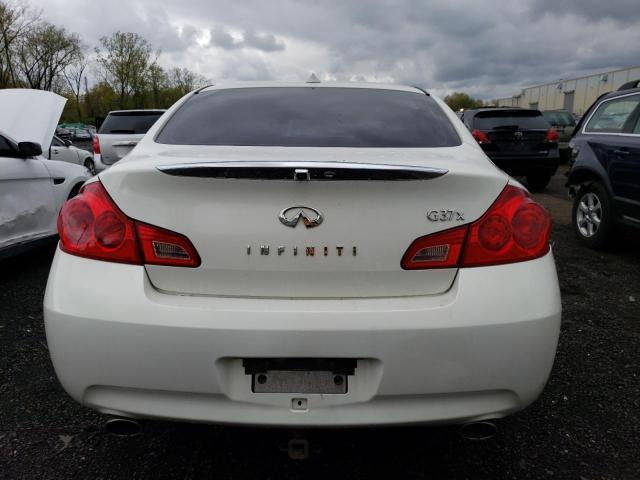 JNKCV61F29M052707 - 2009 INFINITI G37 WHITE photo 6