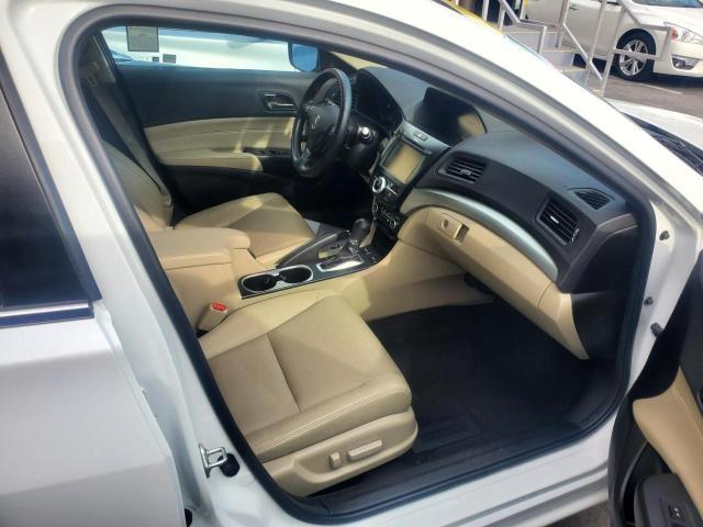 19UDE2F75HA015992 - 2017 ACURA ILX PREMIUM TECH WHITE photo 5