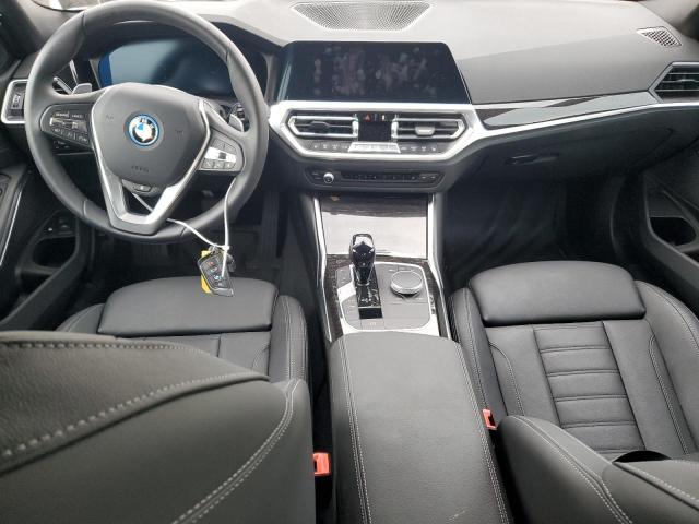 3MW5P9J03N8C60567 - 2022 BMW 330XE WHITE photo 8