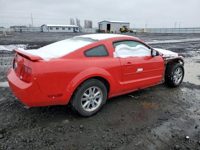 1ZVFT80NX65152419 - 2006 FORD MUSTANG RED photo 3