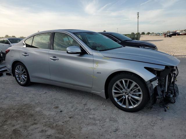 JN1EV7AP6JM361807 - 2018 INFINITI Q50 LUXE SILVER photo 4