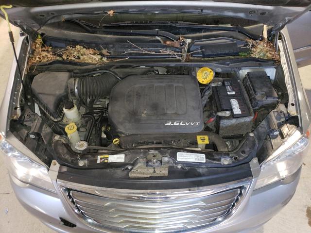 2C4RC1BG2GR198045 - 2016 CHRYSLER TOWN & COU TOURING ვერცხლისფერი ფოტო 11