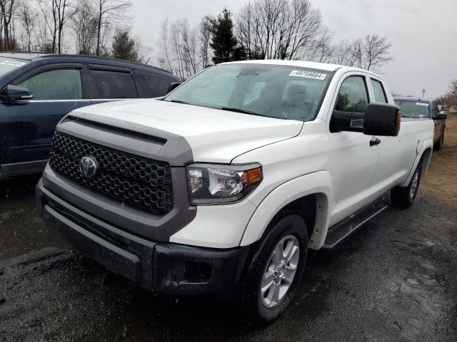 5TFCY5F14JX023082 - 2018 TOYOTA TUNDRA DOUBLE CAB SR/SR5 WHITE photo 1