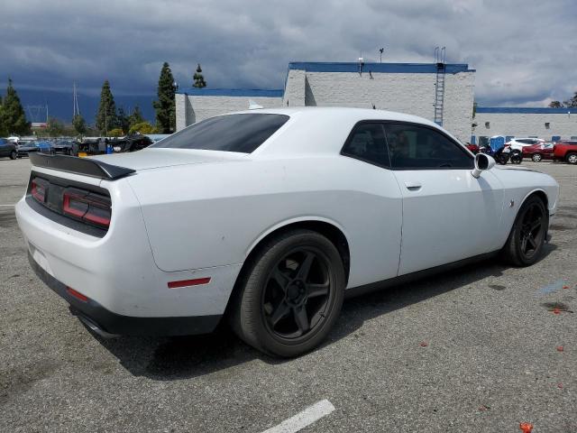 2C3CDZFJXKH750224 - 2019 DODGE CHALLENGER R/T SCAT PACK WHITE photo 3