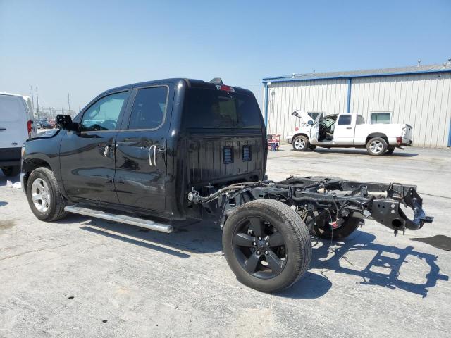 1C6RRECT1KN612186 - 2019 RAM 1500 TRADESMAN BLACK photo 2