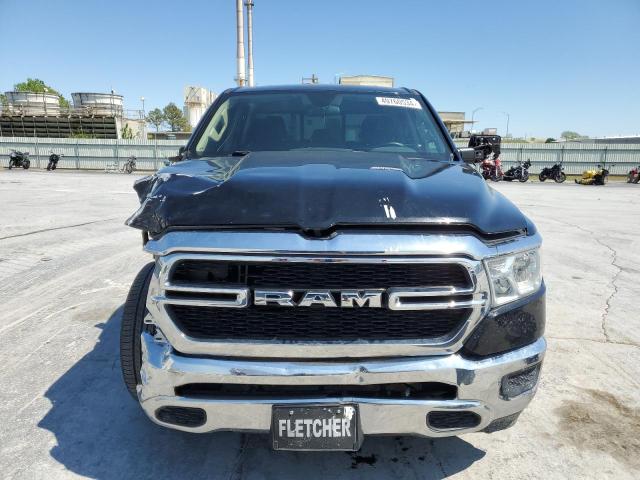 1C6RRECT1KN612186 - 2019 RAM 1500 TRADESMAN BLACK photo 5