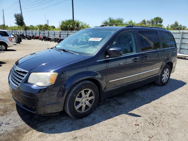 2010 CHRYSLER TOWN & COU TOURING PLUS, 