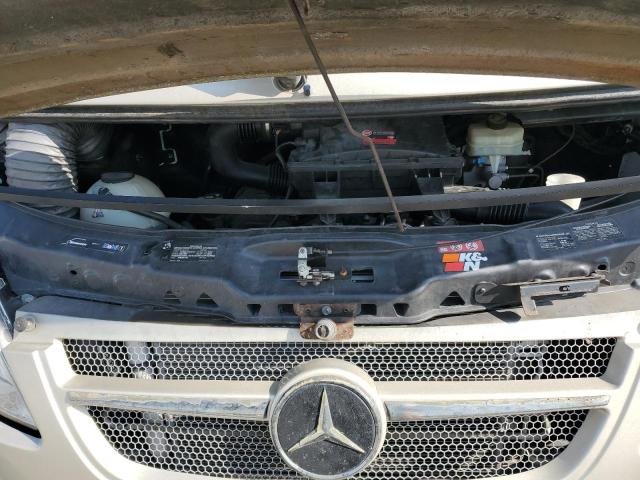 WDAPF4CA7B9470908 - 2011 MERCEDES-BENZ SPRINTER 3500 TWO TONE photo 7