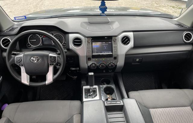 5TFRW5F10GX198194 - 2016 TOYOTA TUNDRA DOUBLE CAB SR/SR5 GRAY photo 9