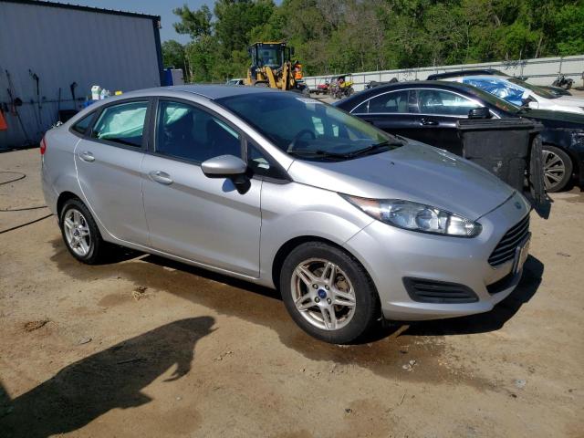 3FADP4BJ2HM143749 - 2017 FORD FIESTA SE SILVER photo 4