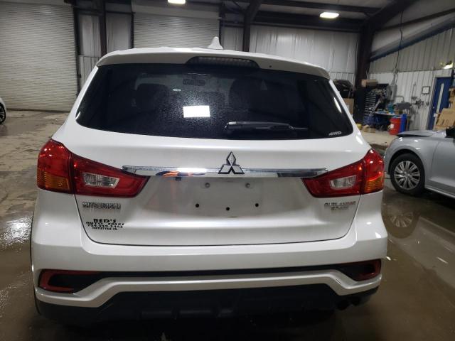 JA4AR3AU3KU014607 - 2019 MITSUBISHI OUTLANDER ES WHITE photo 6