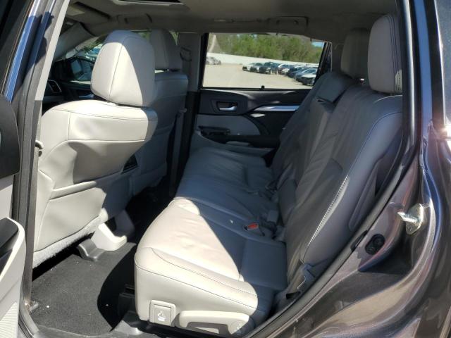 5TDKKRFH2FS104774 - 2015 TOYOTA HIGHLANDER XLE GRAY photo 11