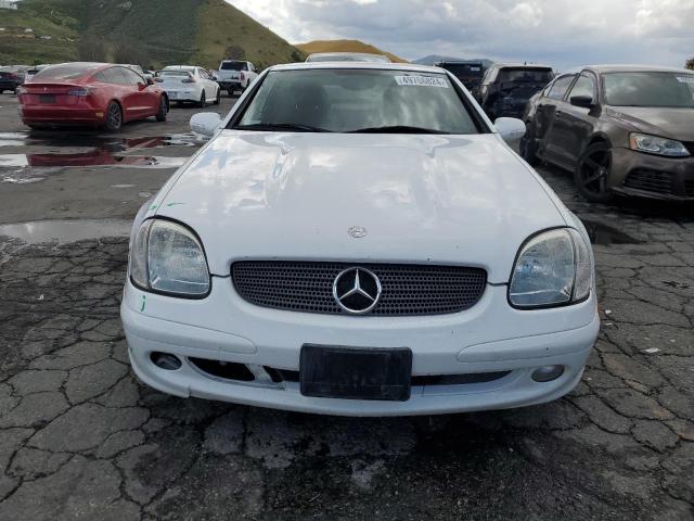 WDBKK49F01F234248 - 2001 MERCEDES-BENZ SLK 230 KOMPRESSOR WHITE photo 5