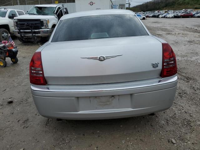 2C3JA63HX5H153577 - 2005 CHRYSLER 300C SILVER photo 6