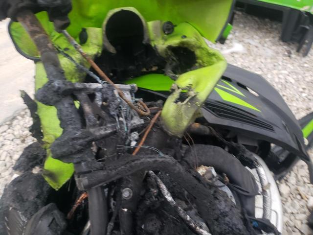 4UF1S2JH4PT100313 - 2023 ARCTIC CAT SNOWMOBILE GREEN photo 8