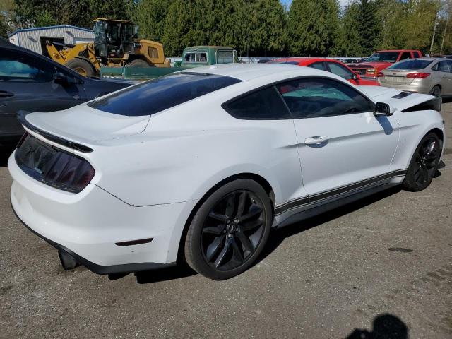 1FA6P8TH8F5371334 - 2015 FORD MUSTANG WHITE photo 3