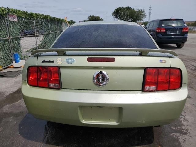 1ZVFT80N255171853 - 2005 FORD MUSTANG GREEN photo 6