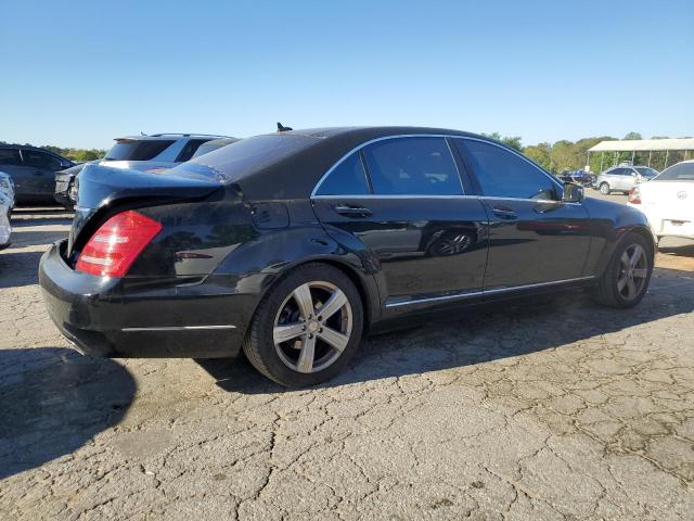 WDDNG7BB1AA292431 - 2010 MERCEDES-BENZ S550 550 BLACK photo 3