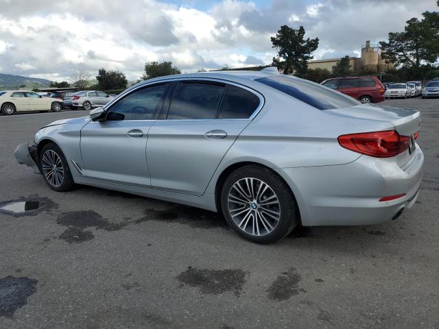 WBAJA5C57JWA38376 - 2018 BMW 530 I SILVER photo 2