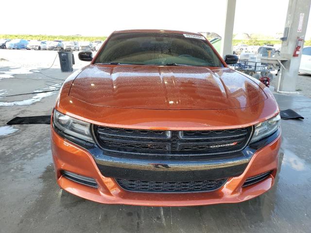 2C3CDXBG8MH636675 - 2021 DODGE CHARGER SXT ORANGE photo 5